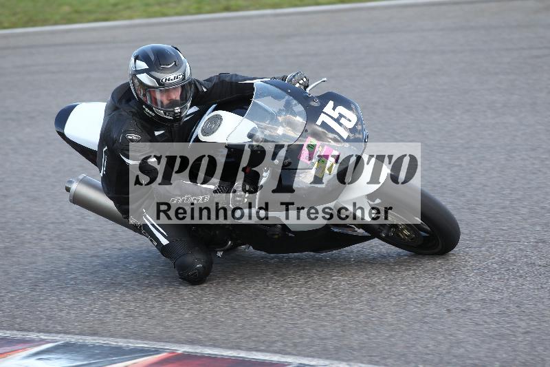 /Archiv-2022/64 19.09.2022.09 Plüss Moto Sport Yamaha Fun Day ADR/Sportfahrer/75